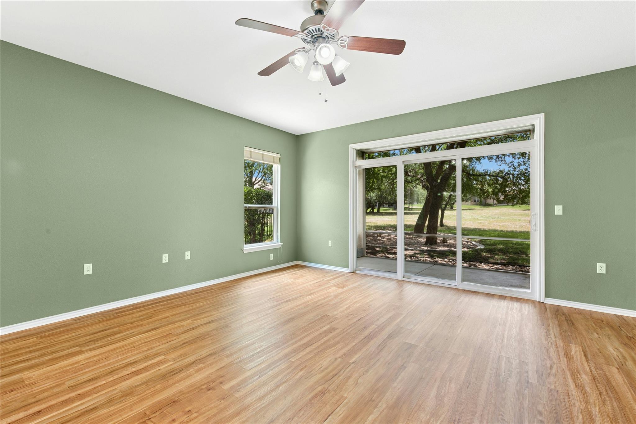 611 Farm Hill Dr, Georgetown, TX 78633