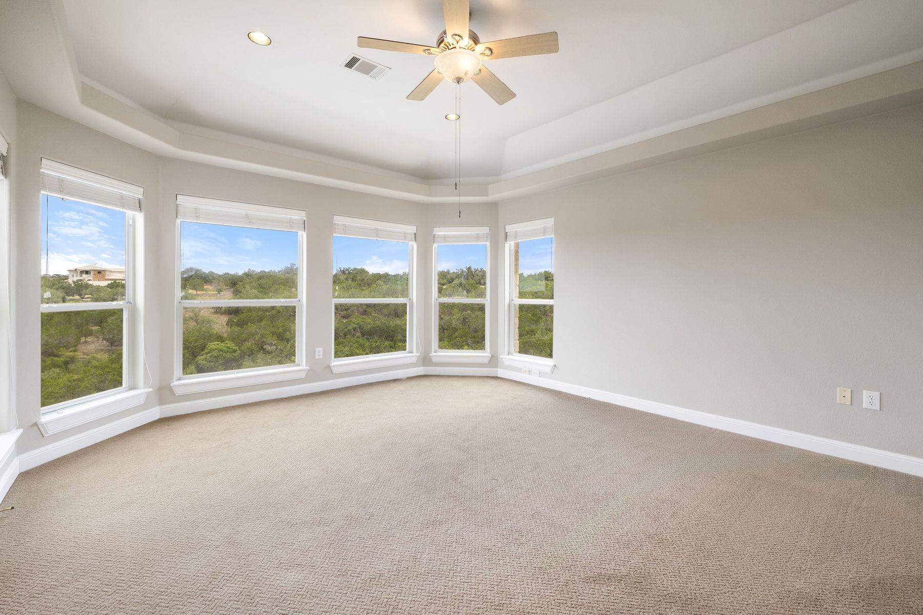 4921 Creek Meadow Cv, Spicewood, TX 78669