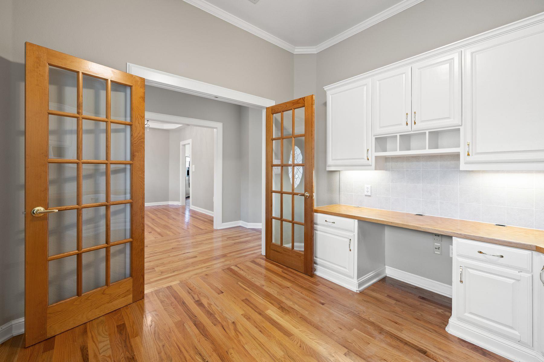 4921 Creek Meadow Cv, Spicewood, TX 78669