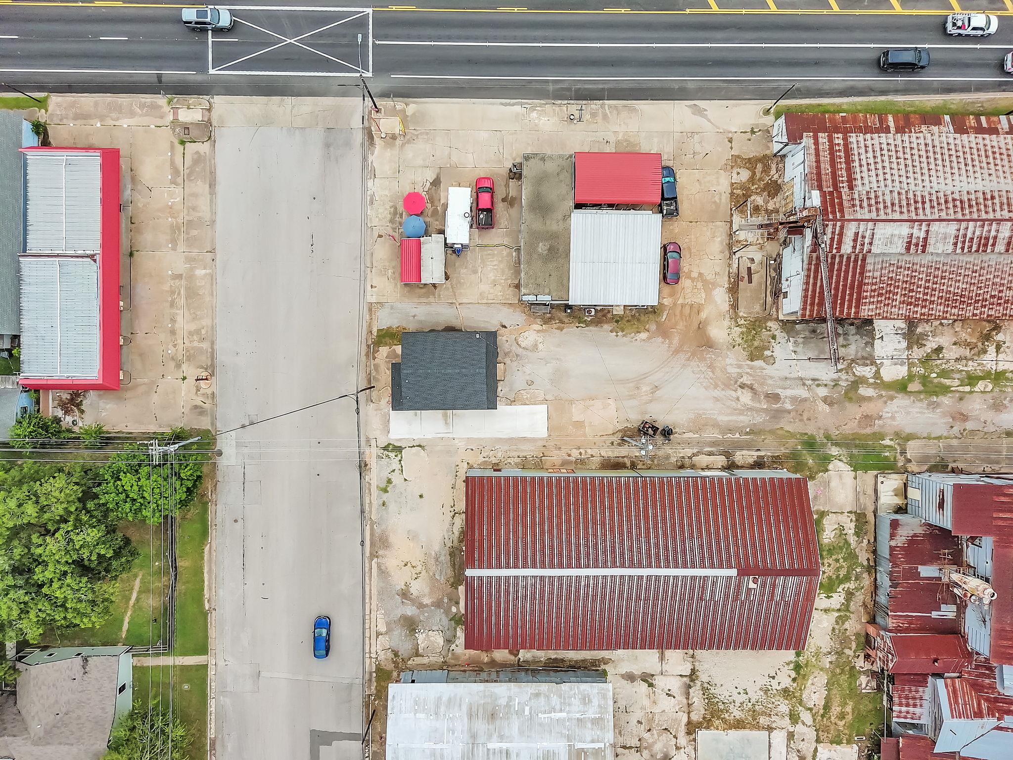 136 S Caldwell-C St, Giddings, TX 78942
