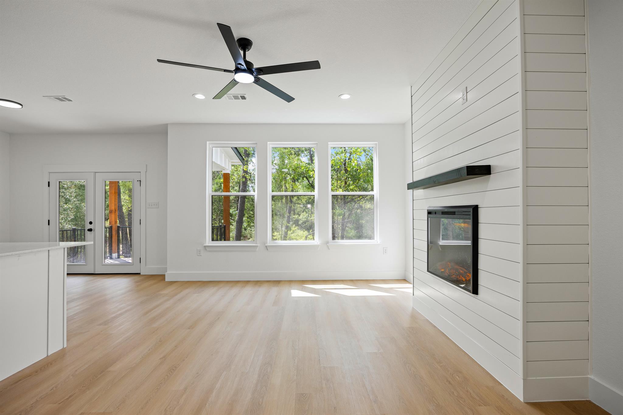 161 Honopu Dr, Bastrop, TX 78602