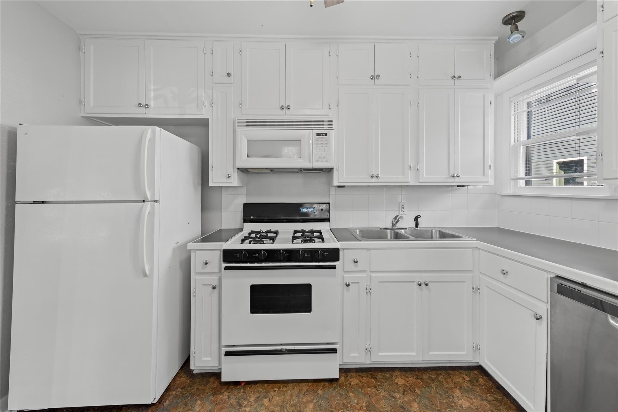 1301 Piedmont Ave, Austin, TX 78757