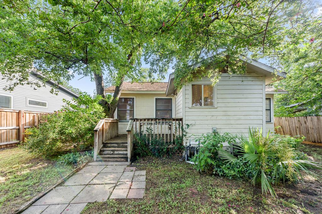 1301 Piedmont Ave, Austin, TX 78757