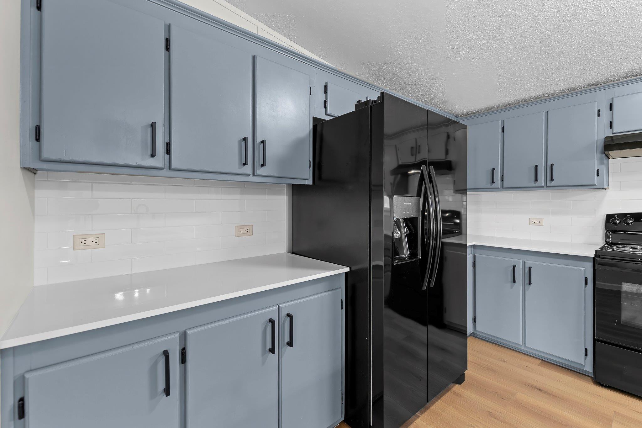 106 Augusta Place Dr, Liberty Hill, TX 78642