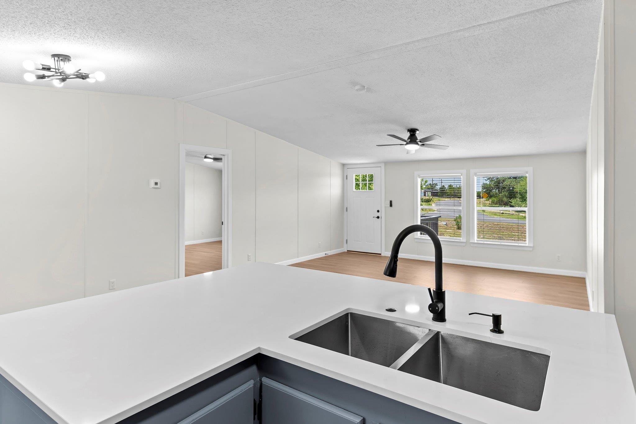 106 Augusta Place Dr, Liberty Hill, TX 78642