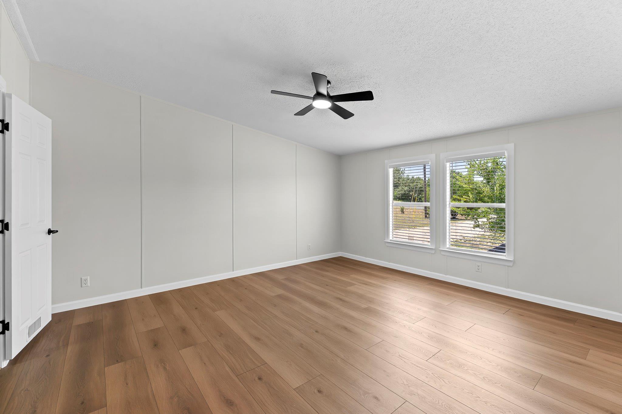 106 Augusta Place Dr, Liberty Hill, TX 78642