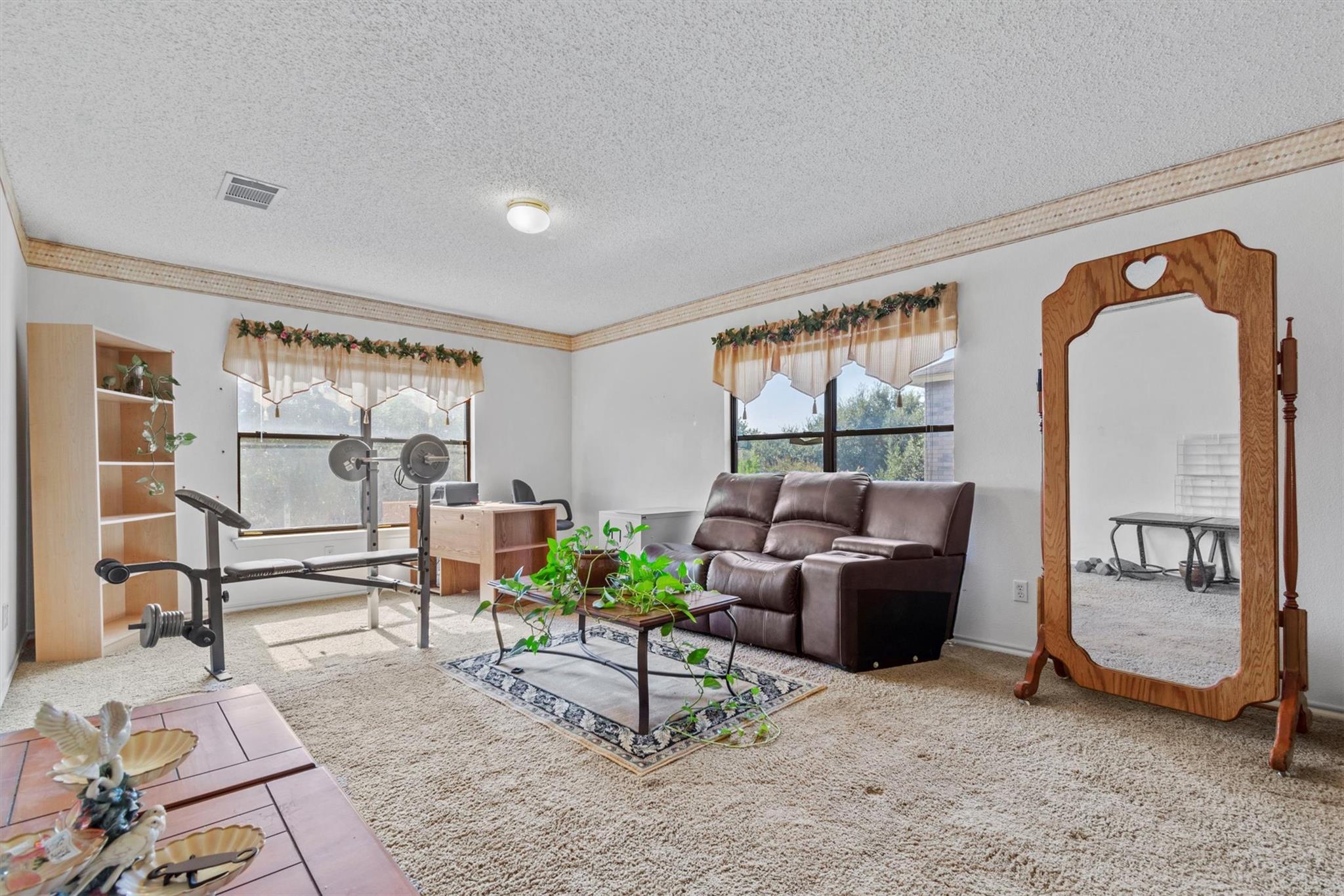 8007 Bramble Bush Dr, Austin, TX 78747