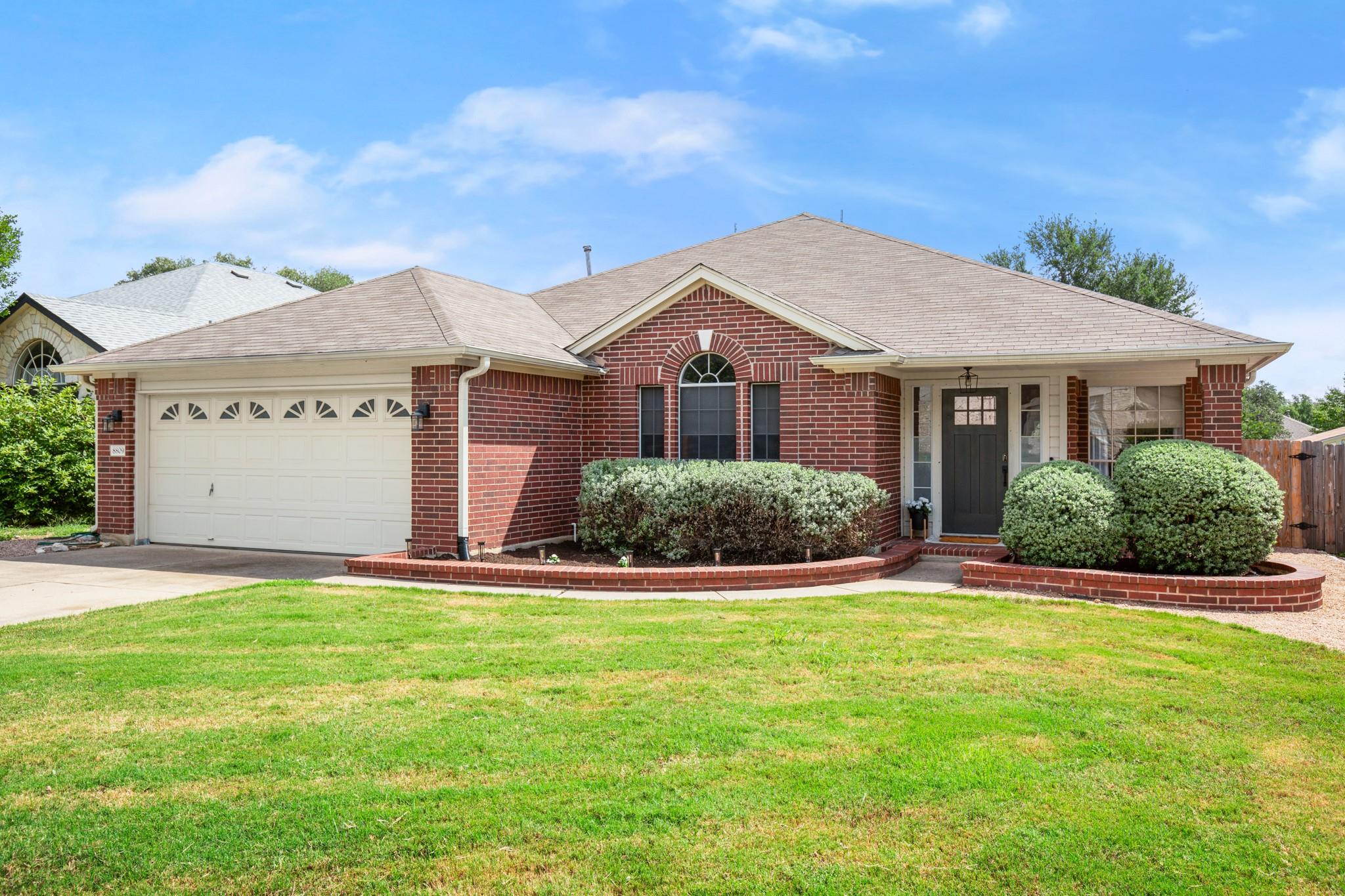 8809 Lanna Bluff Loop, Austin, TX 78749
