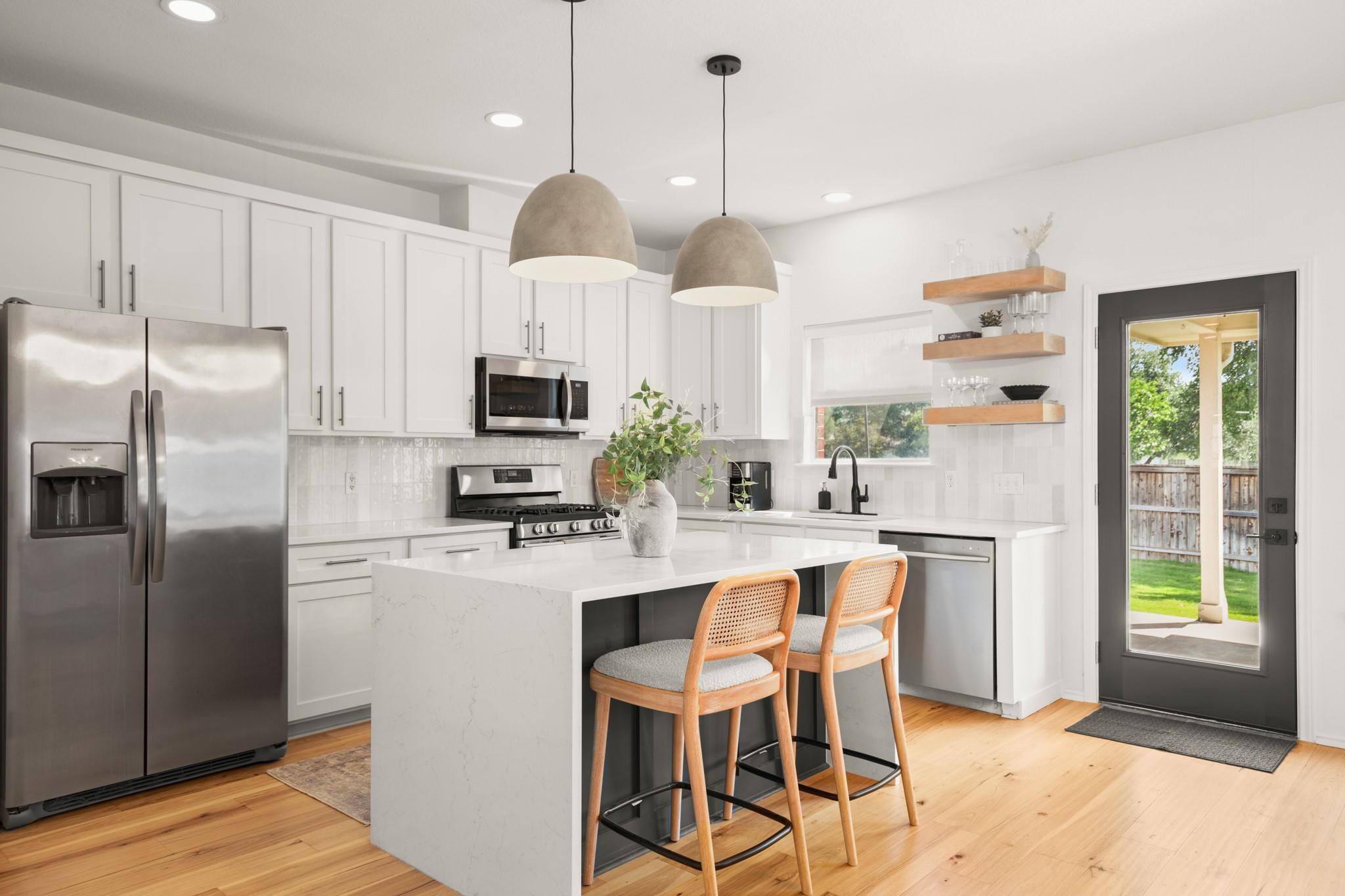 8809 Lanna Bluff Loop, Austin, TX 78749
