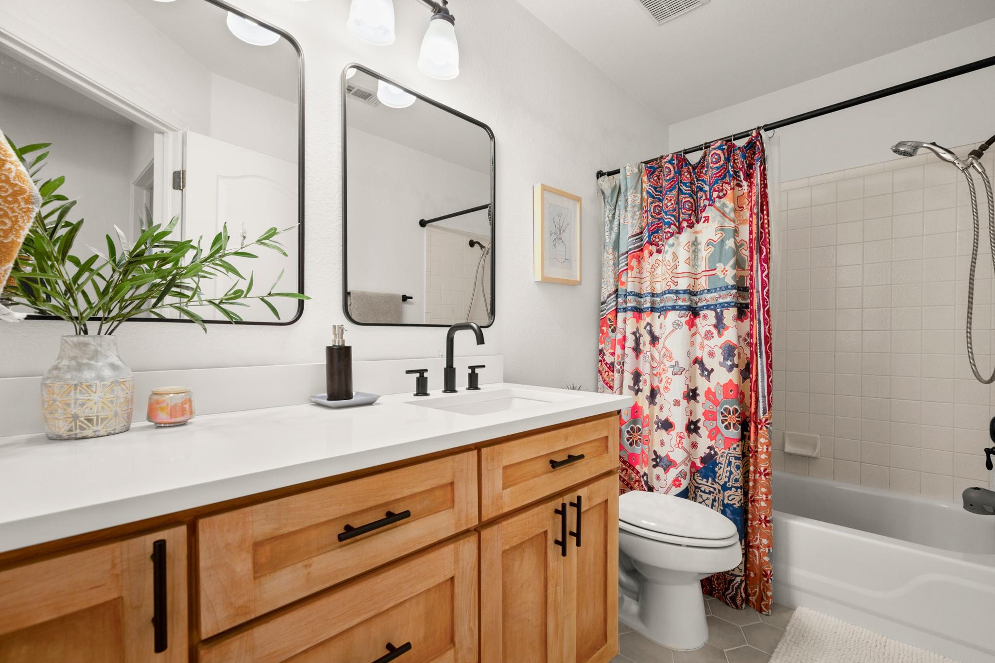 8809 Lanna Bluff Loop, Austin, TX 78749
