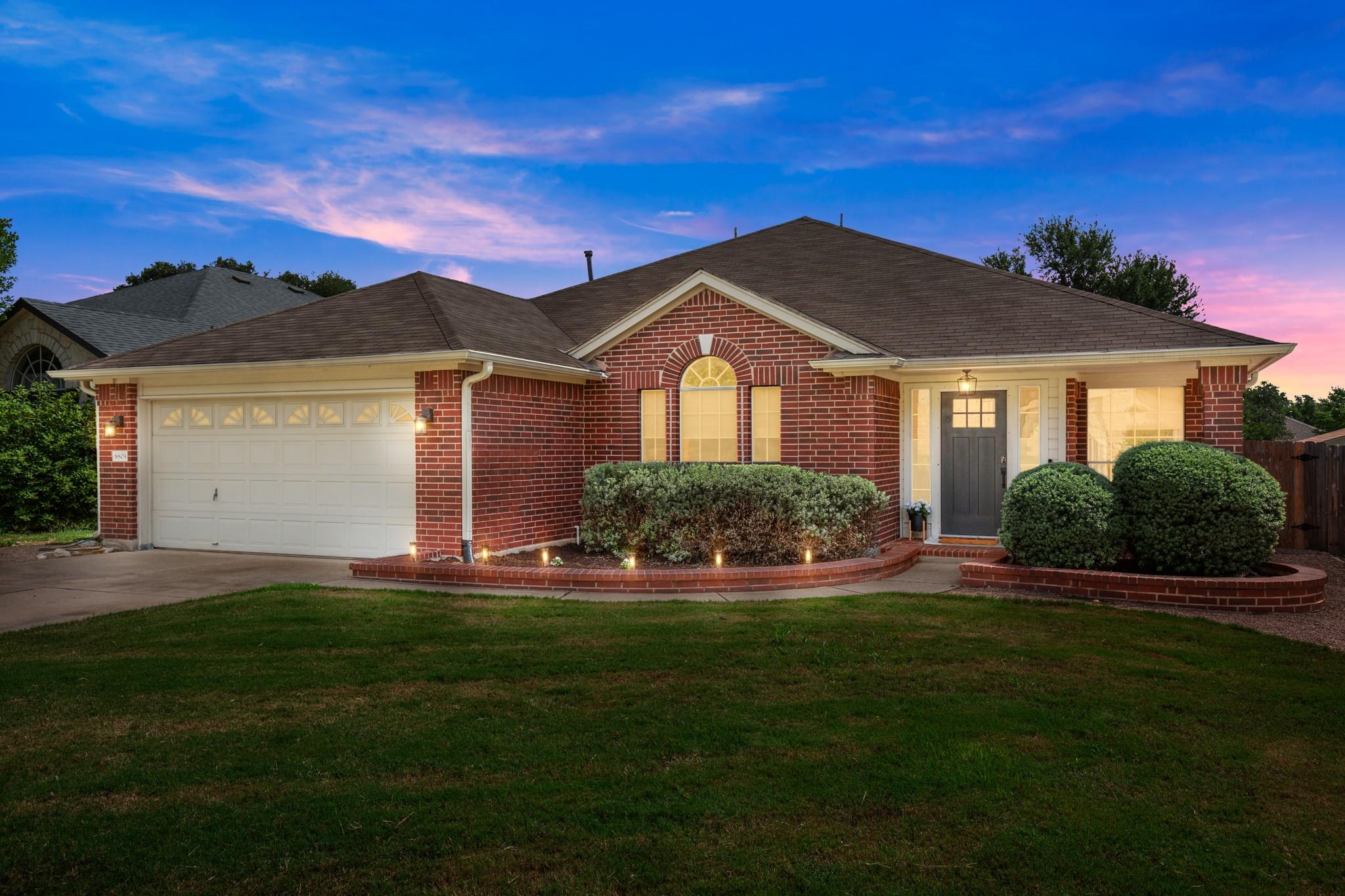 8809 Lanna Bluff Loop, Austin, TX 78749