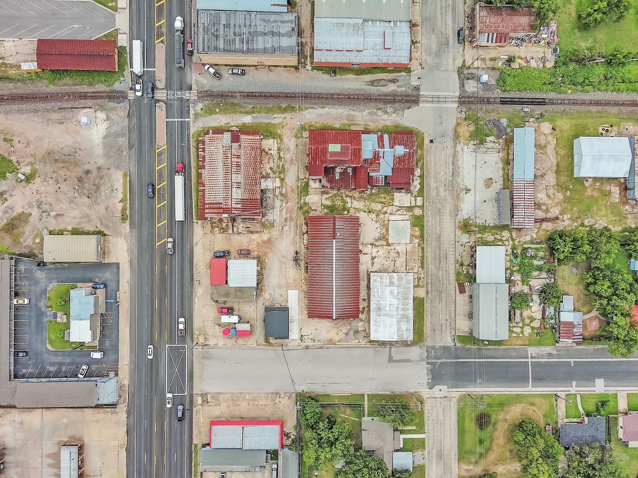 136 S Caldwell-D St, Giddings, TX 78942