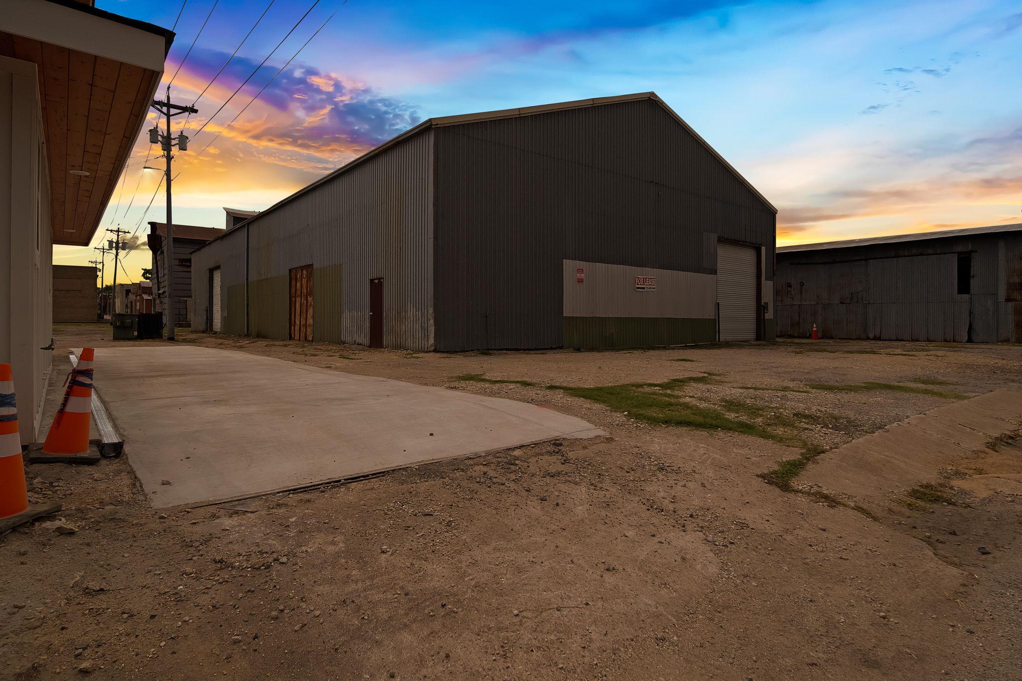 136 S Caldwell-D St, Giddings, TX 78942