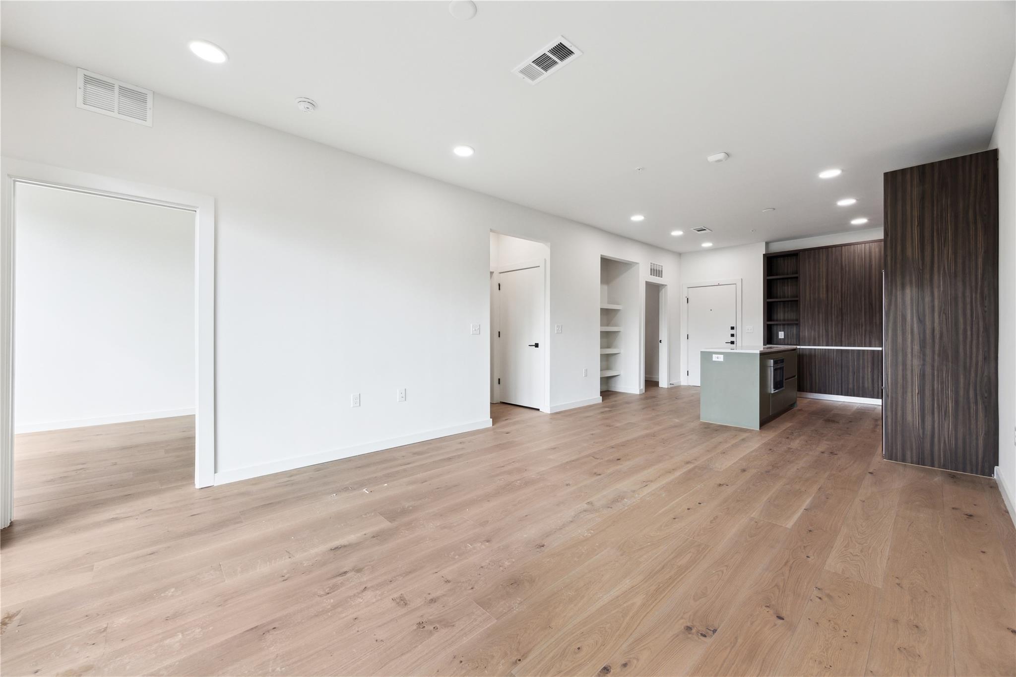 2209 S 1st St # 226, Austin, TX 78704