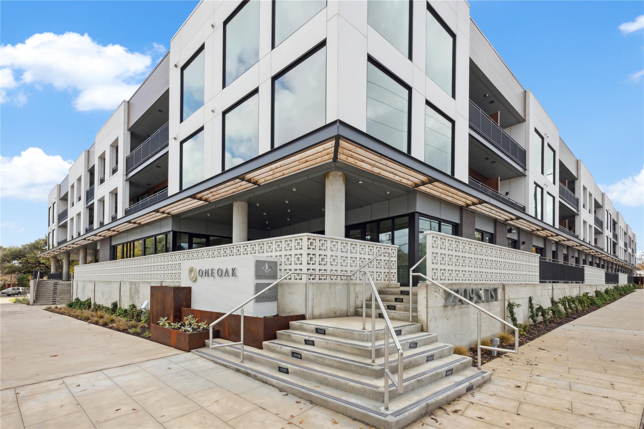 2209 S 1st St # 226, Austin, TX 78704