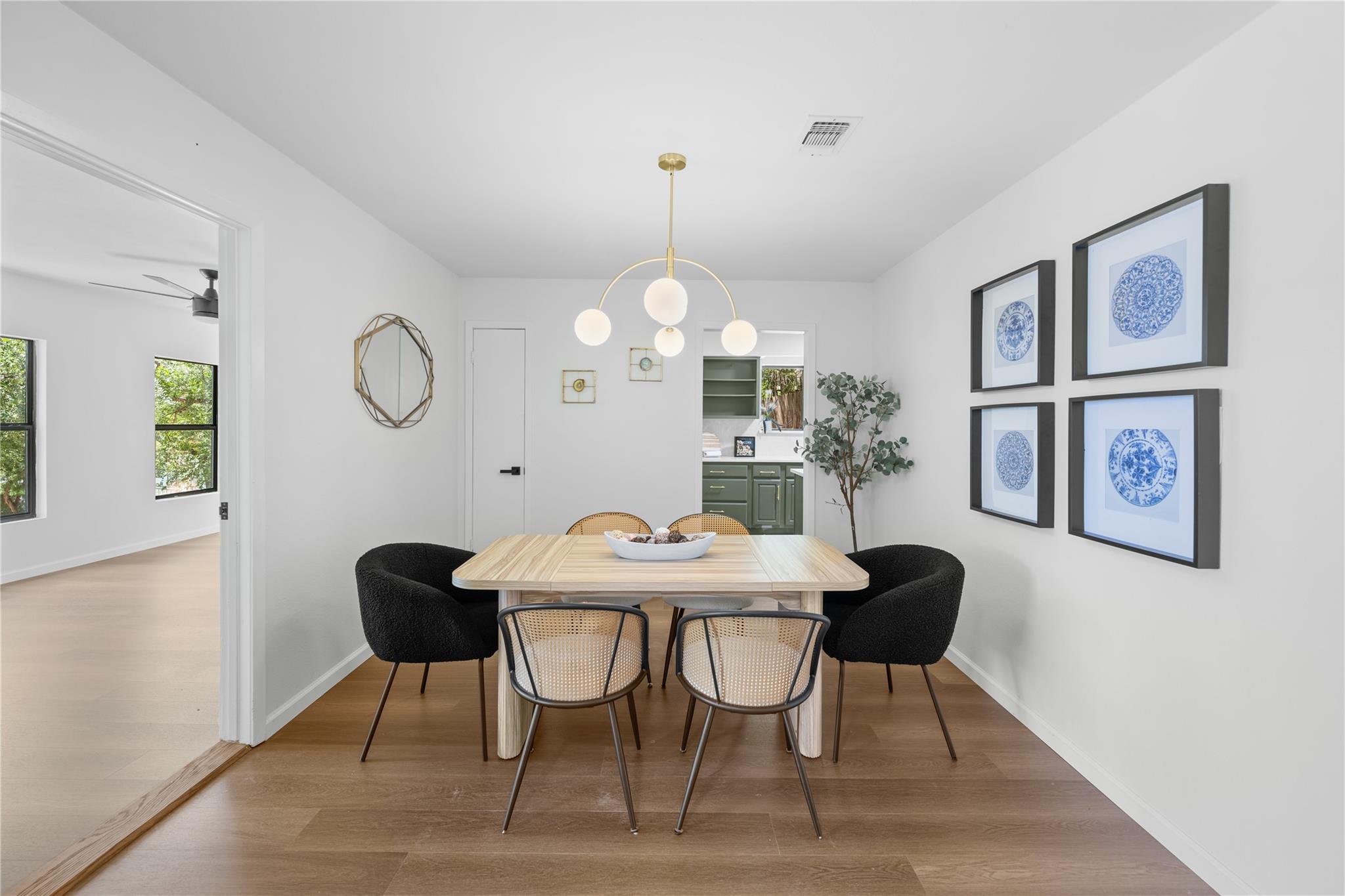 2400 Rockingham Cir, Austin, TX 78704