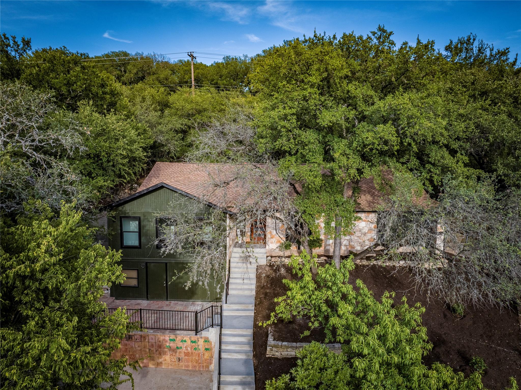 2400 Rockingham Cir, Austin, TX 78704