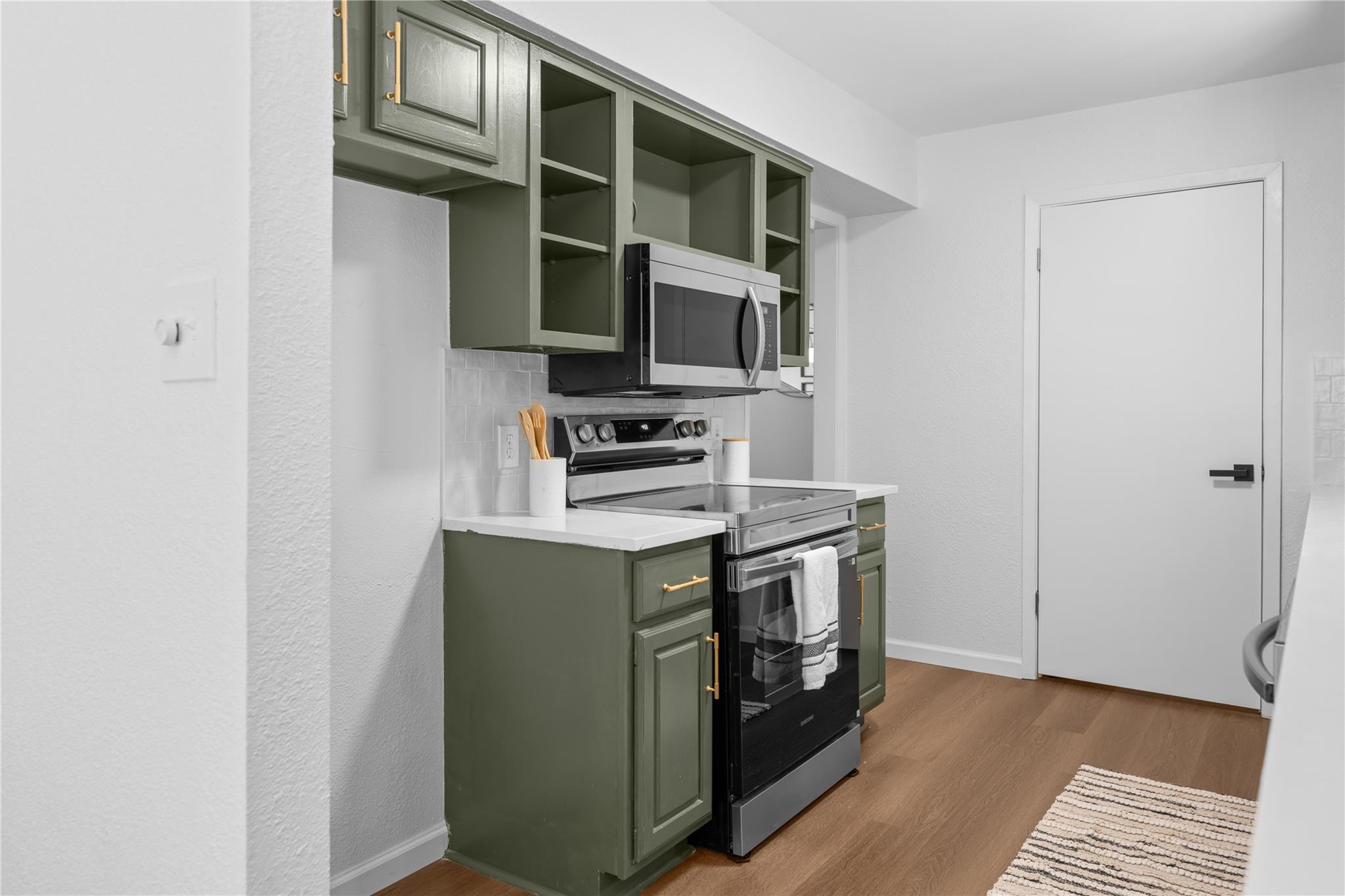 2400 Rockingham Cir, Austin, TX 78704