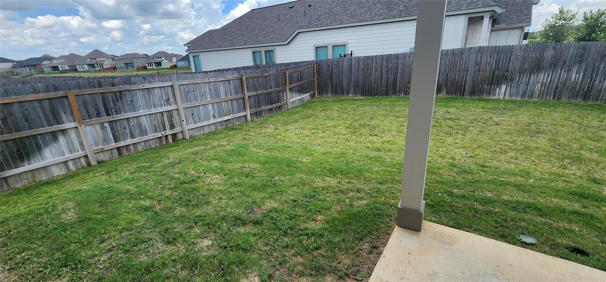 425 Mira Mesa Dr, Liberty Hill, TX 78642