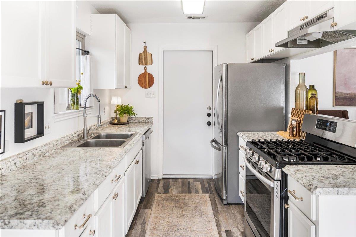 2111 Elder Pl, Round Rock, TX 78664