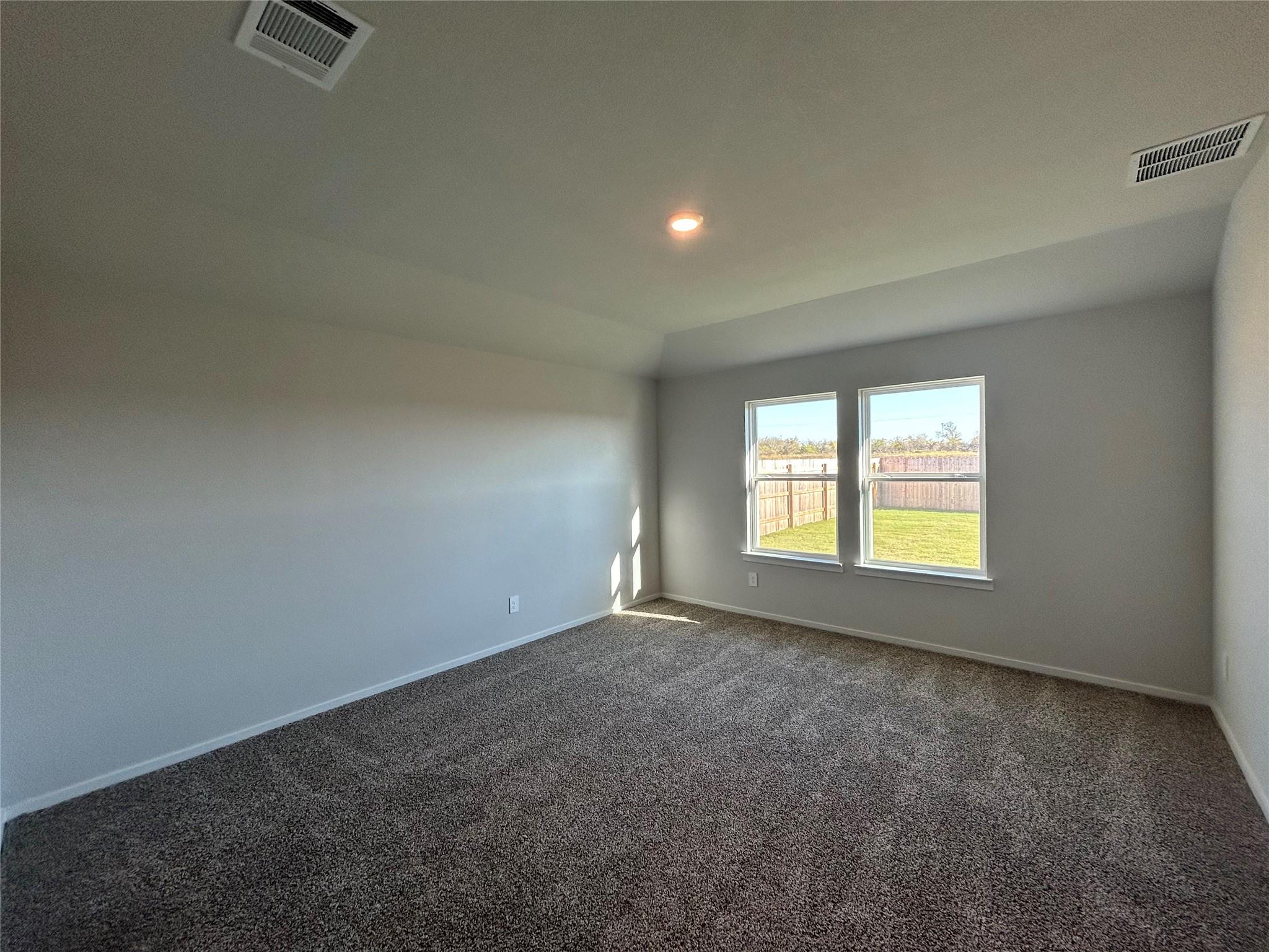 314 Randall Pl, Rockdale, TX 76567