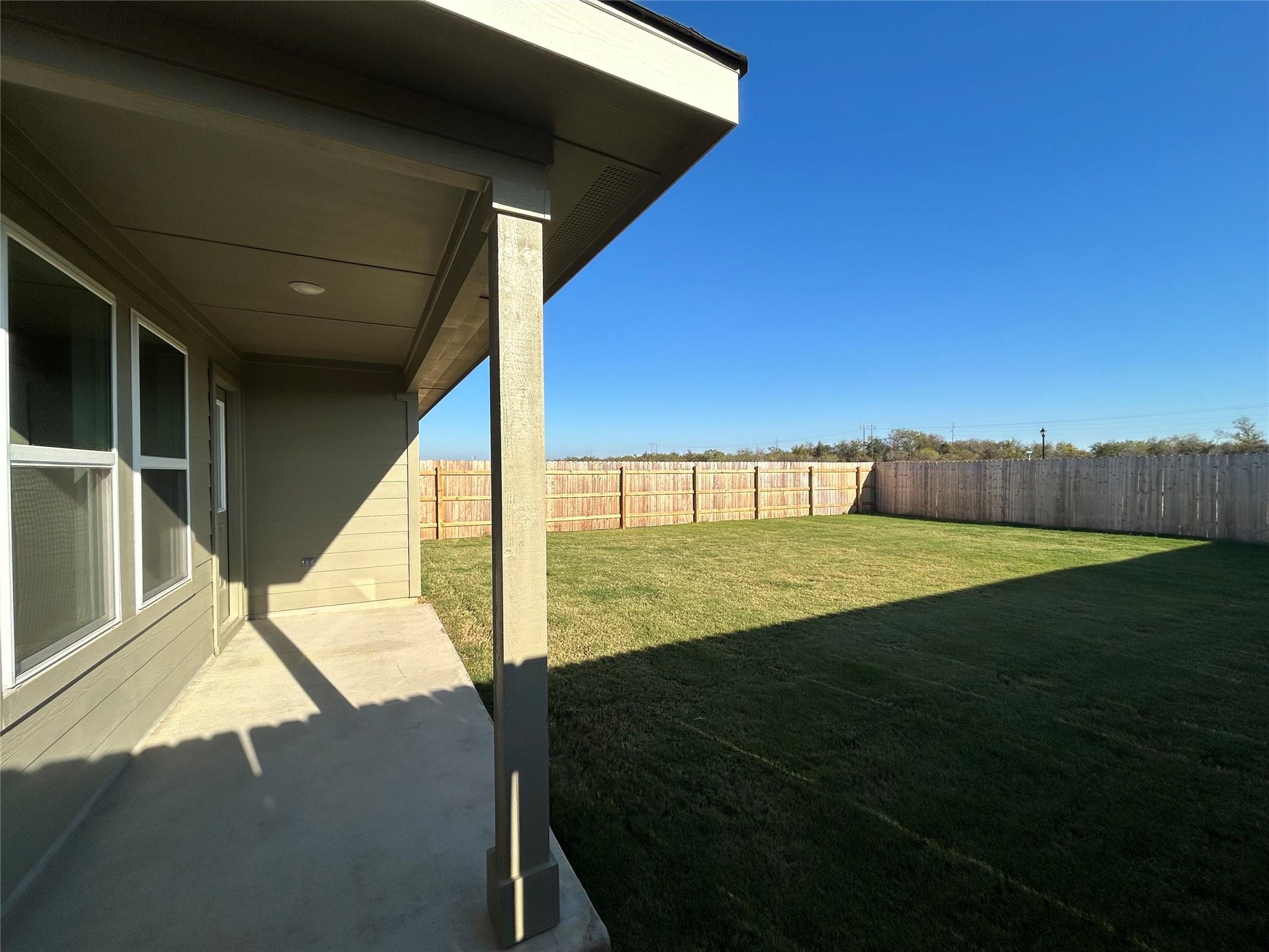 314 Randall Pl, Rockdale, TX 76567