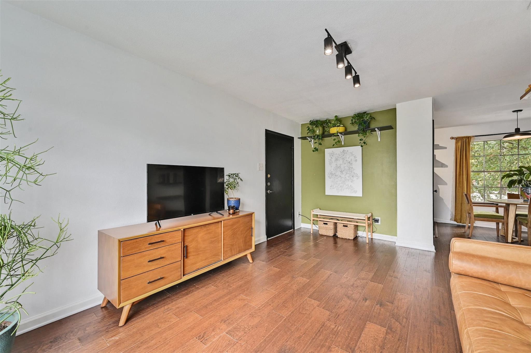 3902 Peterson Ave # 203, Austin, TX 78756
