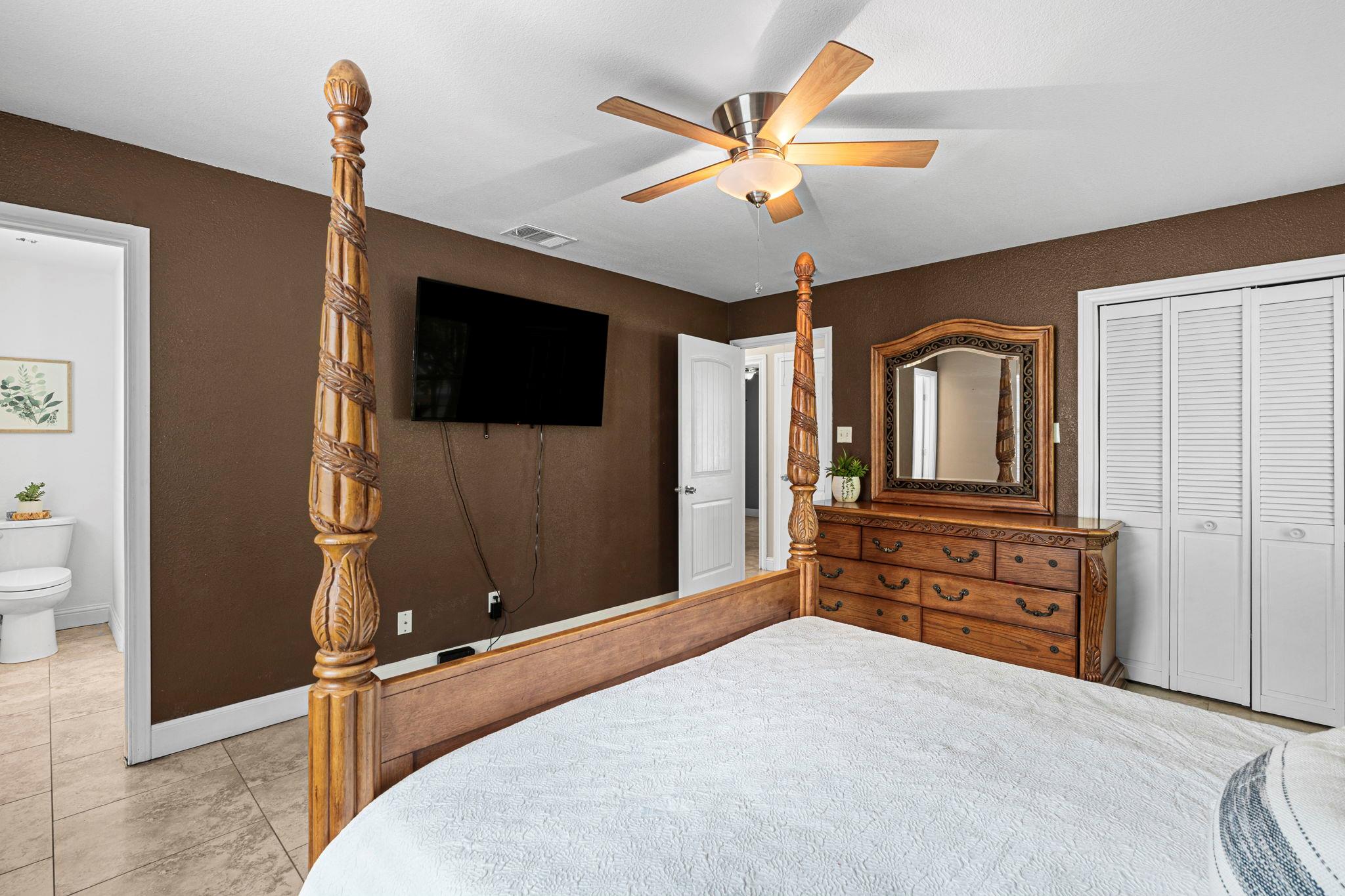 560 Williamson Rd, Kyle, TX 78640