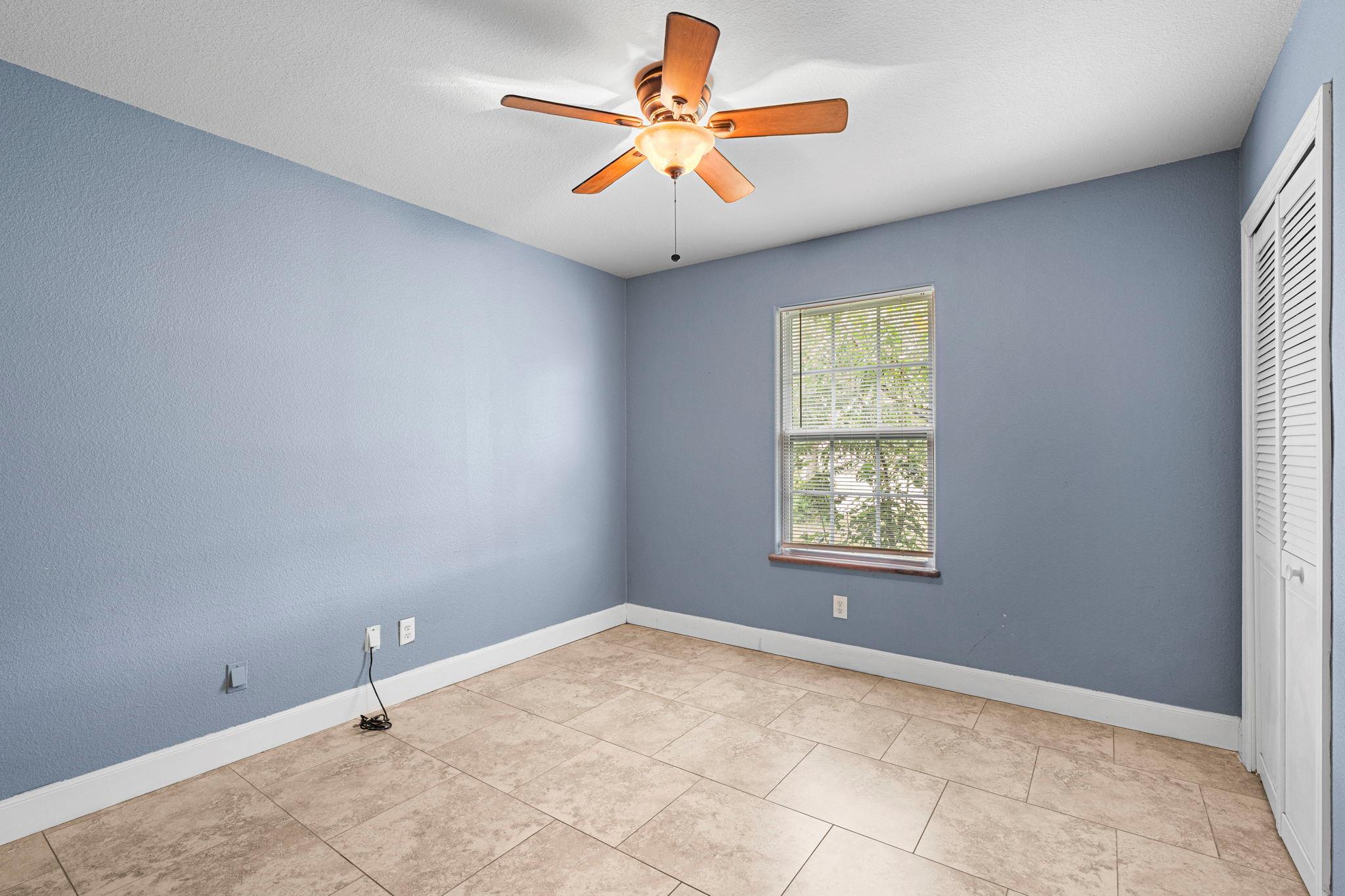 560 Williamson Rd, Kyle, TX 78640