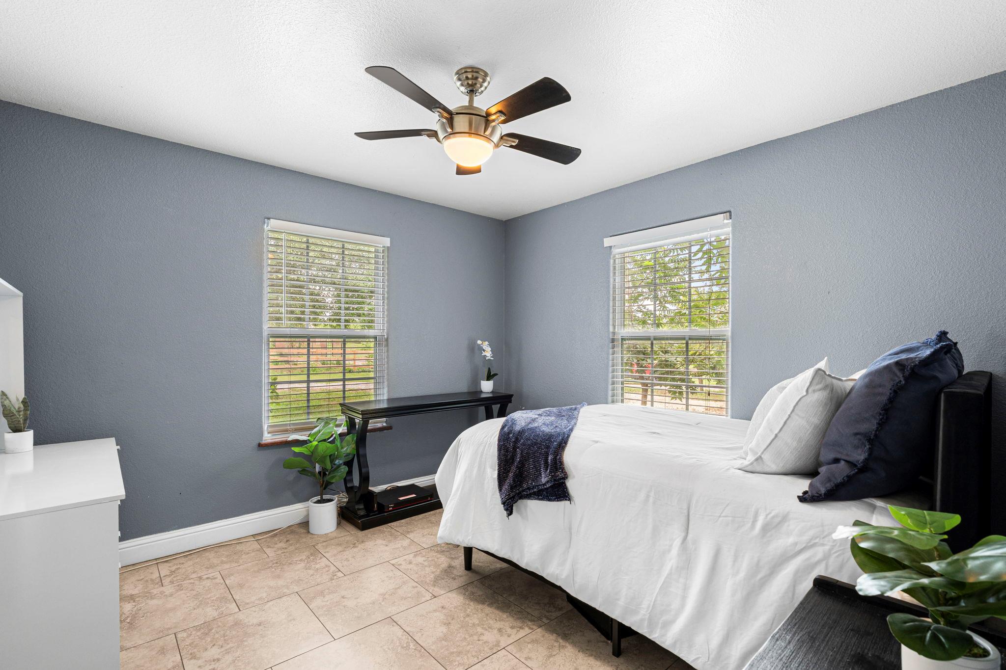 560 Williamson Rd, Kyle, TX 78640