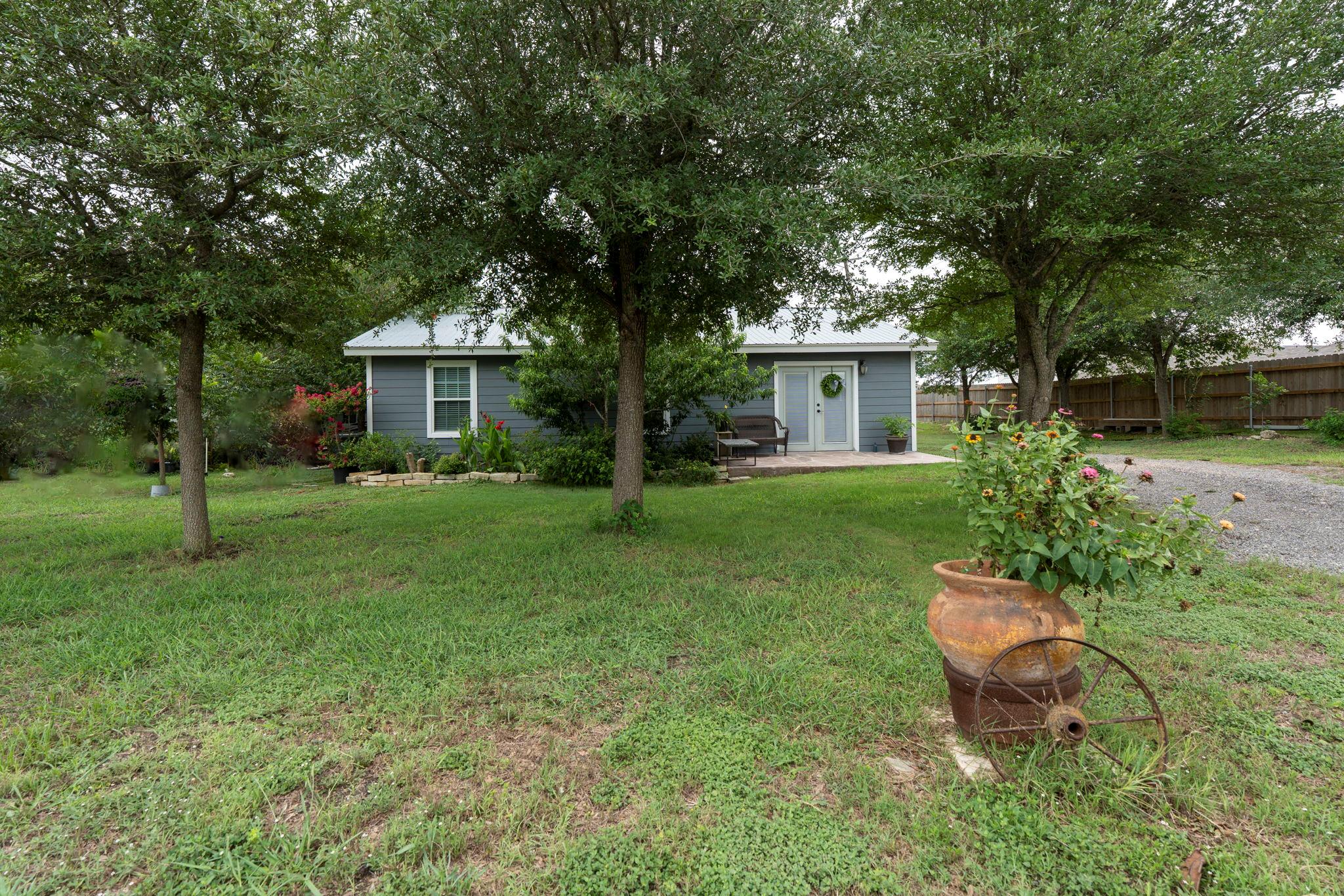560 Williamson Rd, Kyle, TX 78640
