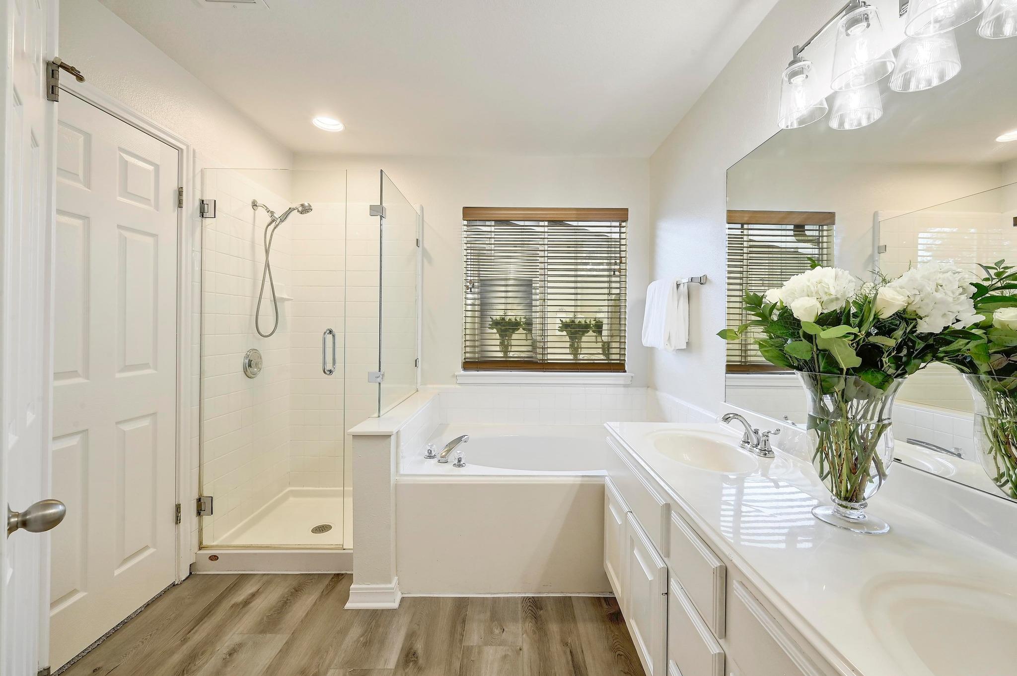 12600 Grimes Ranch Ct, Austin, TX 78732