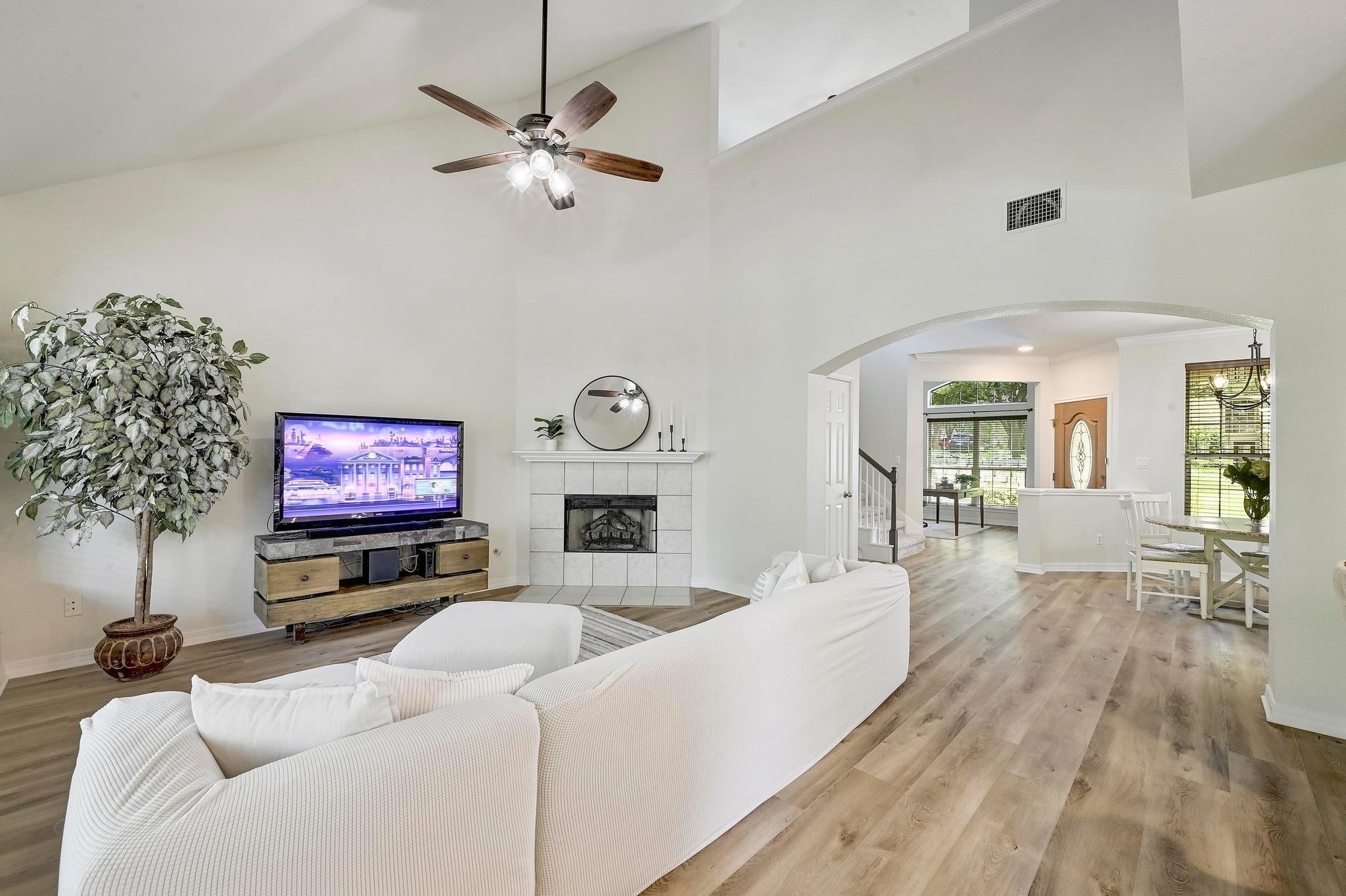 12600 Grimes Ranch Ct, Austin, TX 78732