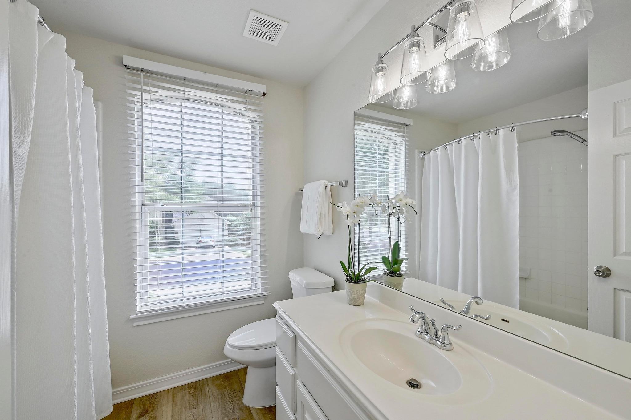 12600 Grimes Ranch Ct, Austin, TX 78732