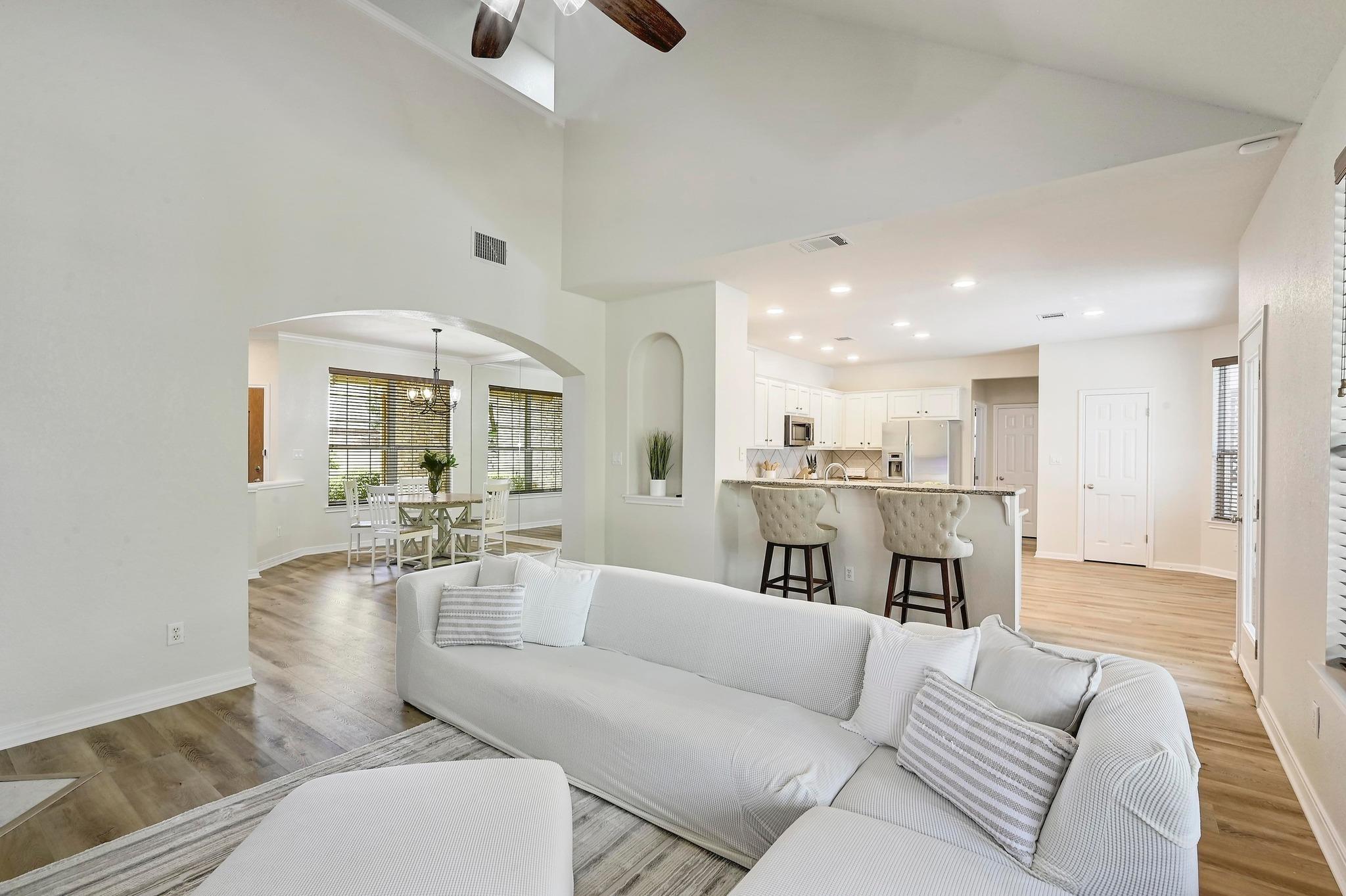 12600 Grimes Ranch Ct, Austin, TX 78732