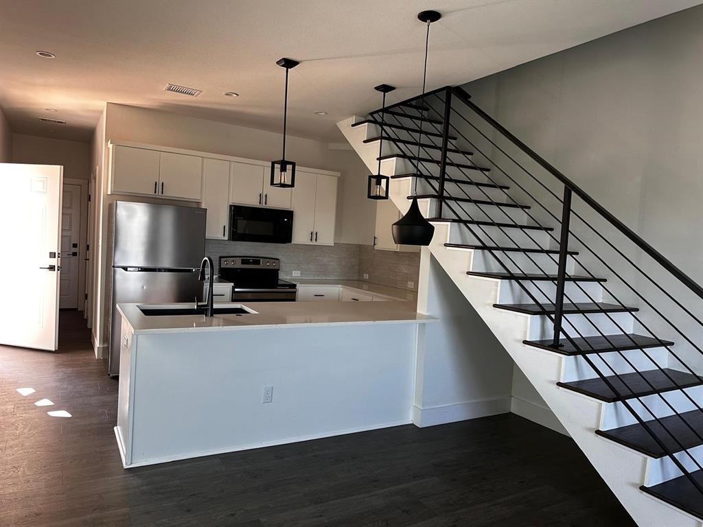 21210 Portsmouth Cv # A, Lago Vista, TX 78645