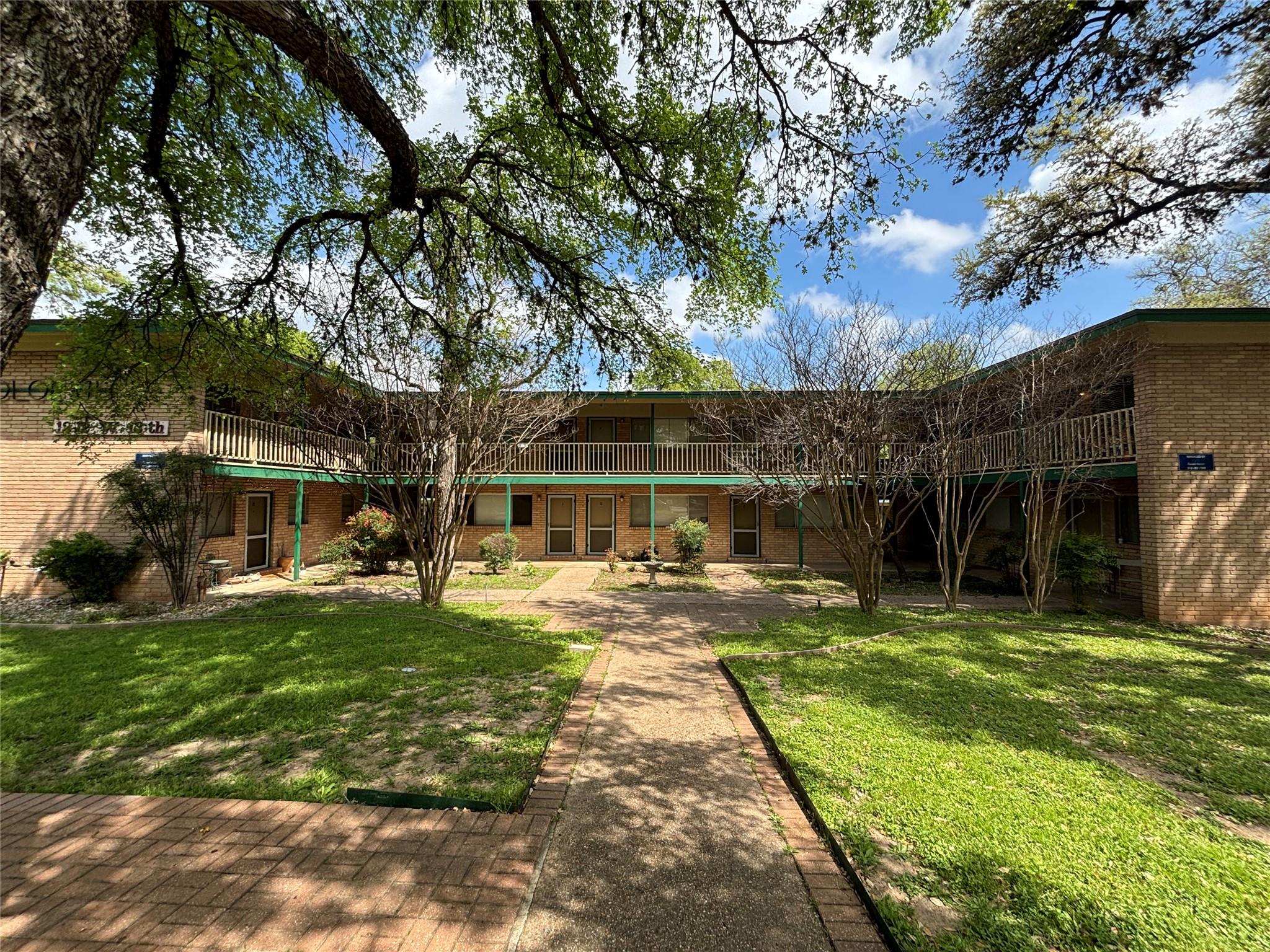 1212 W 13th St # E, Austin, TX 78703