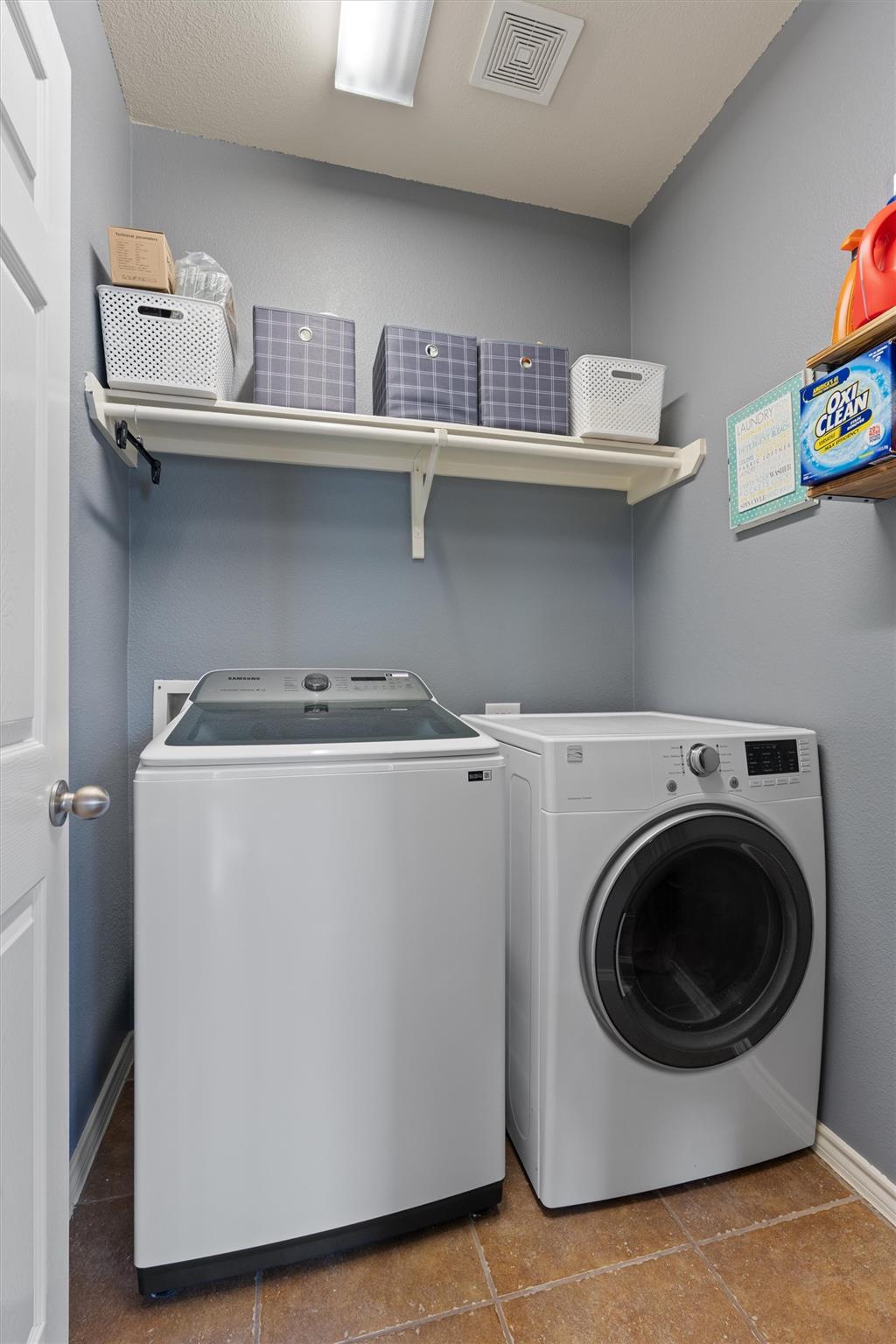 1104 Bethpage Dr, Hutto, TX 78634