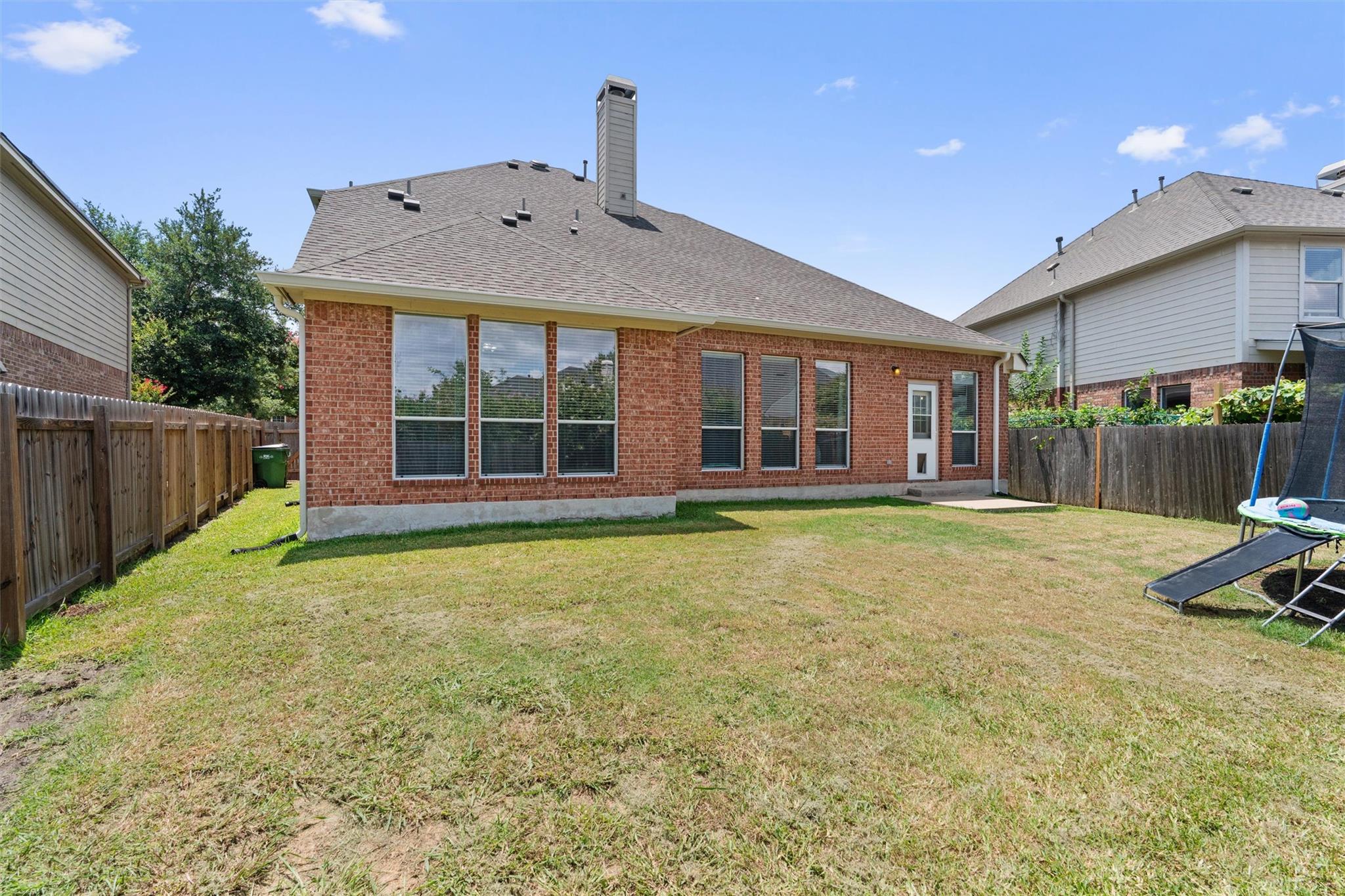 1104 Bethpage Dr, Hutto, TX 78634