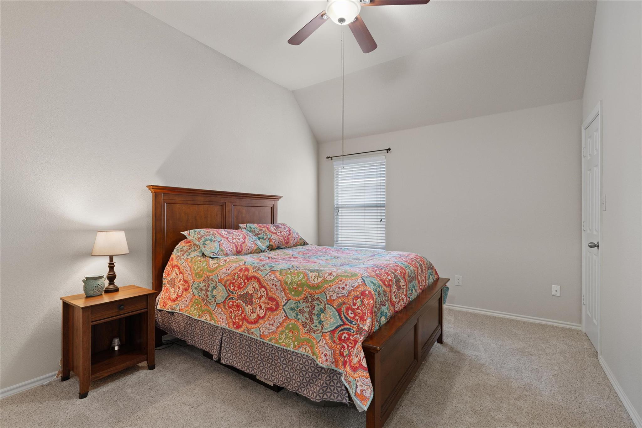 1104 Bethpage Dr, Hutto, TX 78634