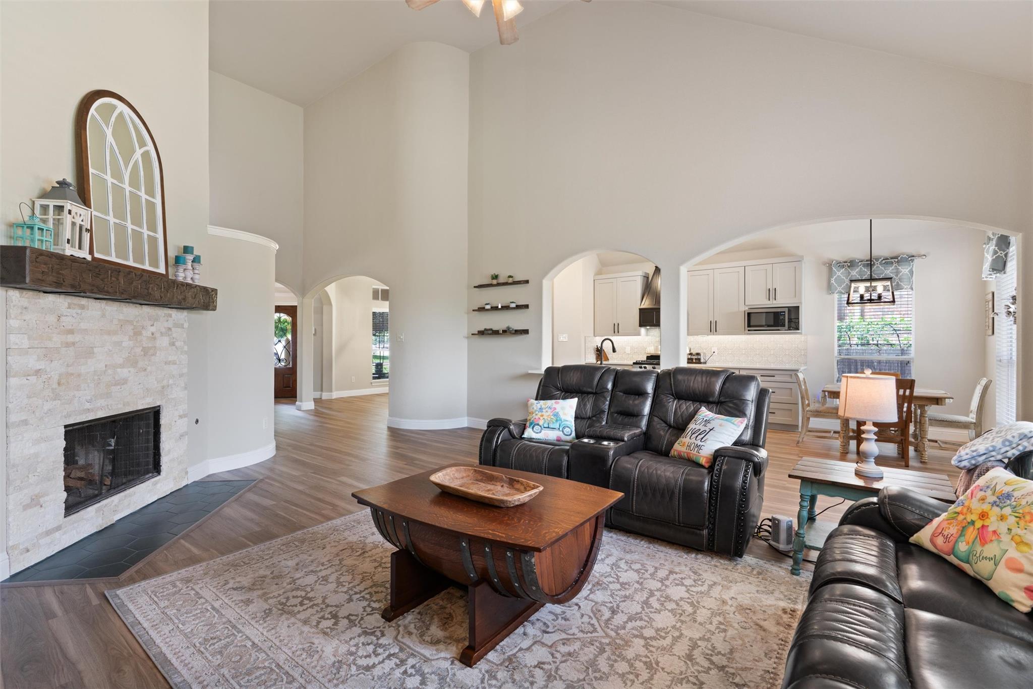 1104 Bethpage Dr, Hutto, TX 78634