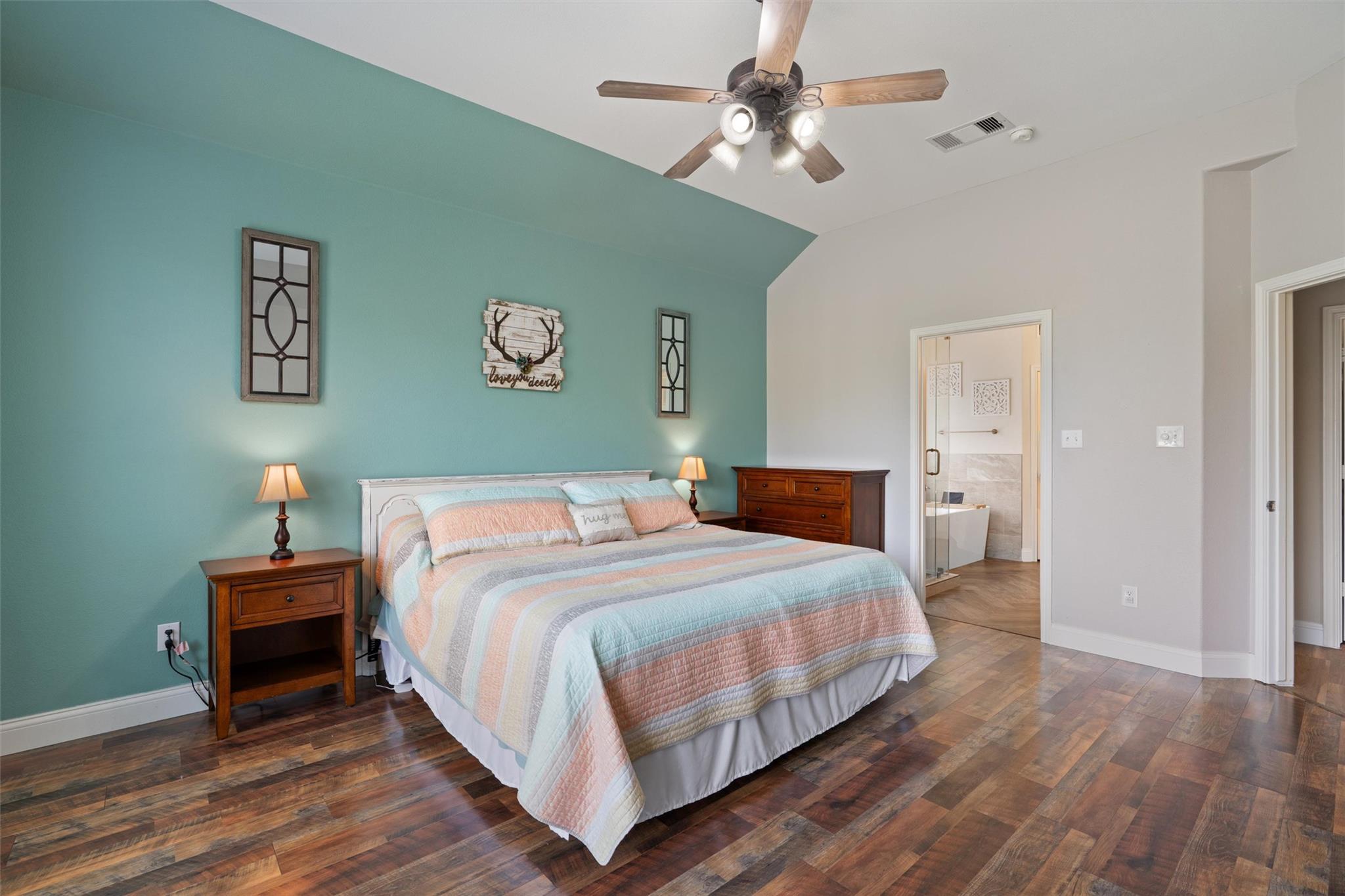 1104 Bethpage Dr, Hutto, TX 78634