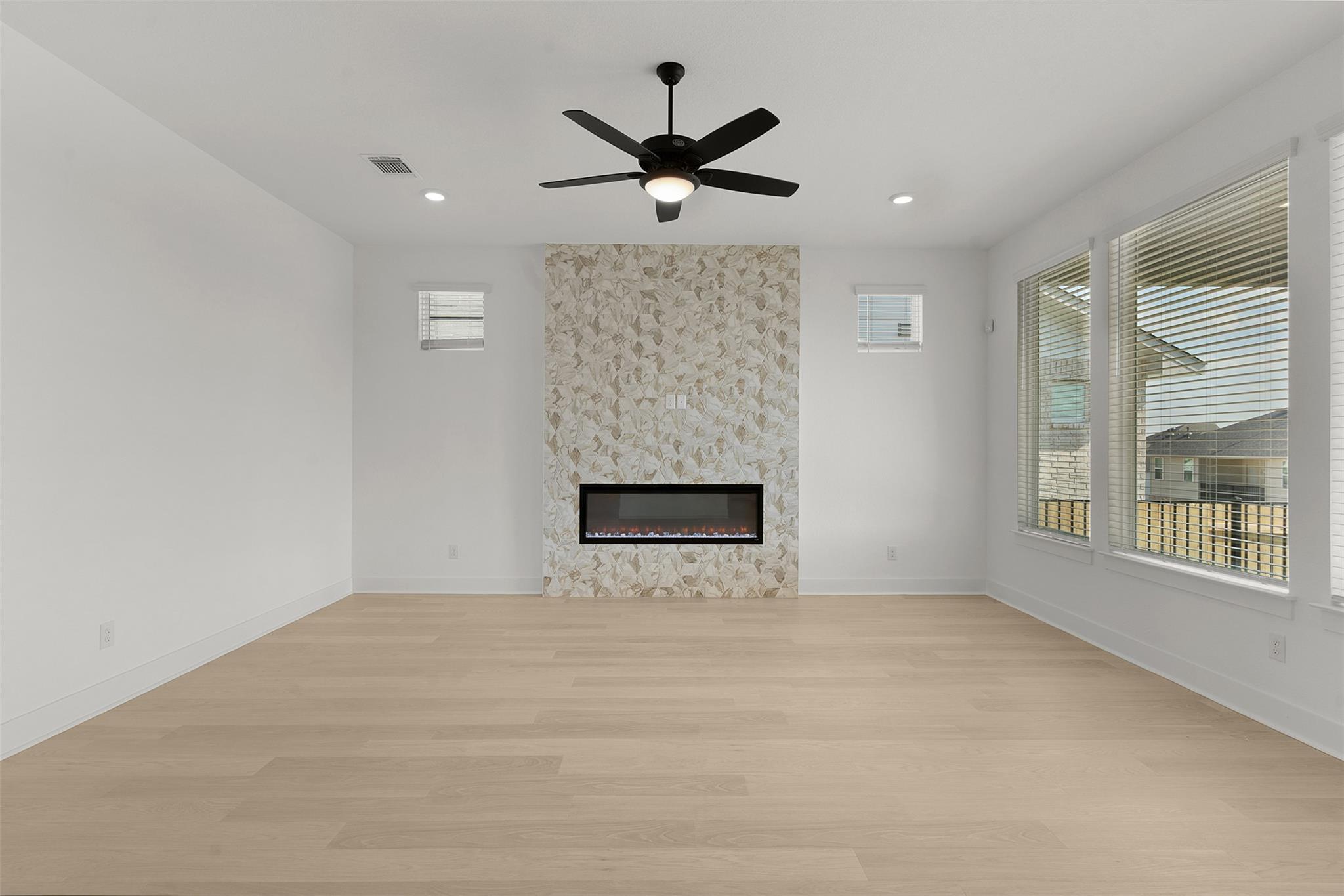 108 Slater Ct, Liberty Hill, TX 78642