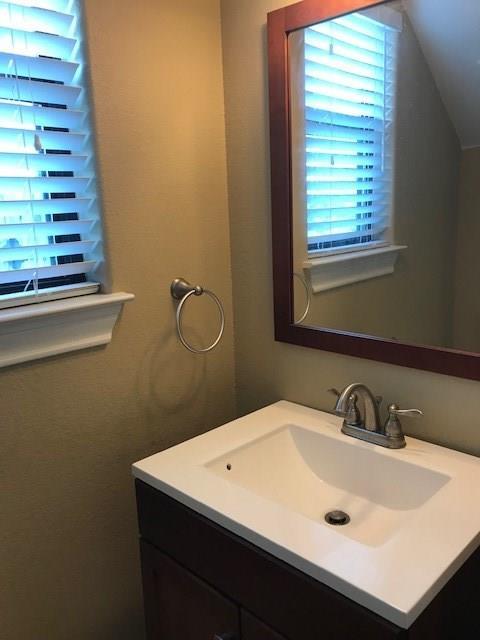 105 Homonu Ct # A, Bastrop, TX 78602