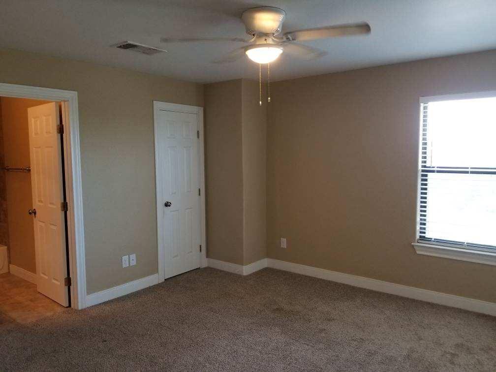 105 Homonu Ct # A, Bastrop, TX 78602