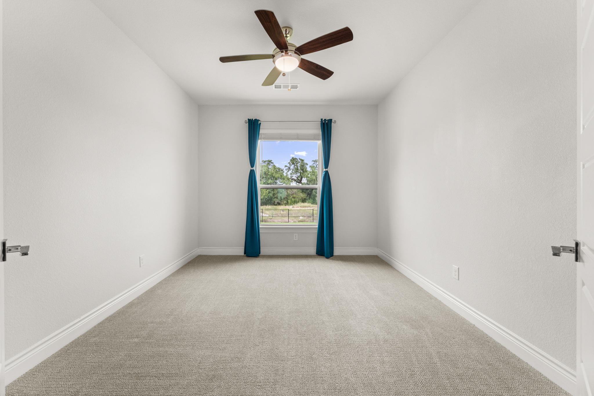 705 Spicewood Trails Dr, Spicewood, TX 78669