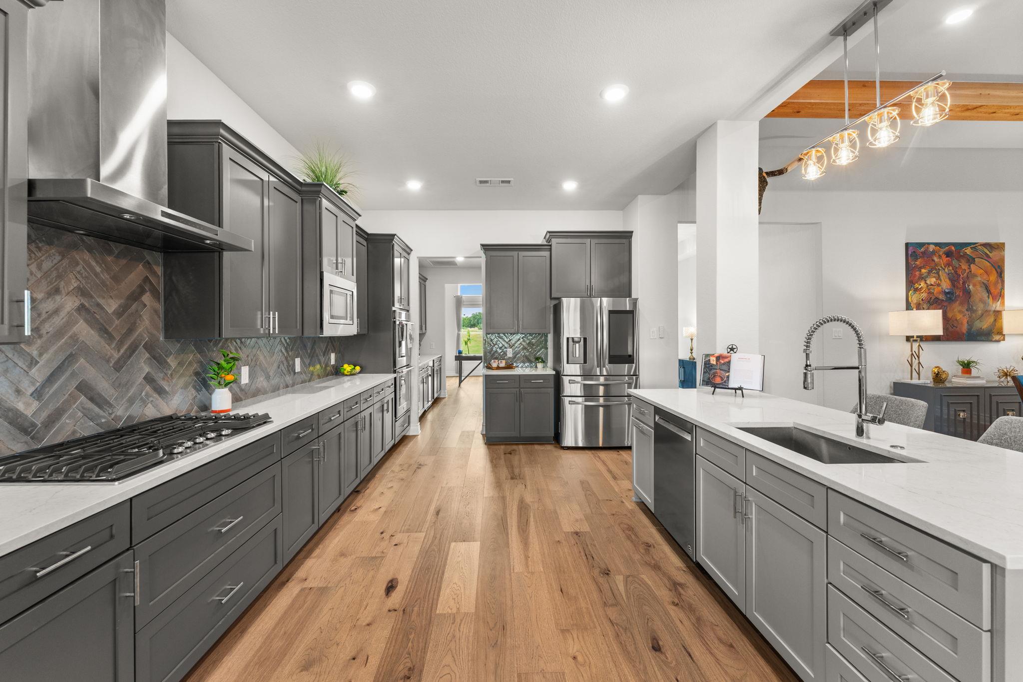 705 Spicewood Trails Dr, Spicewood, TX 78669