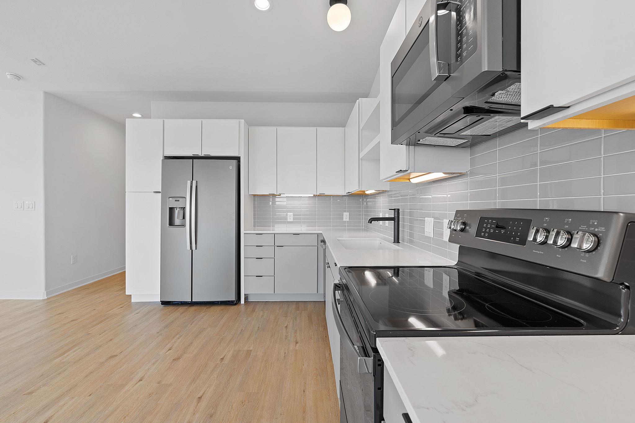 100 W Mockingbird Ln # 209, Austin, TX 78745