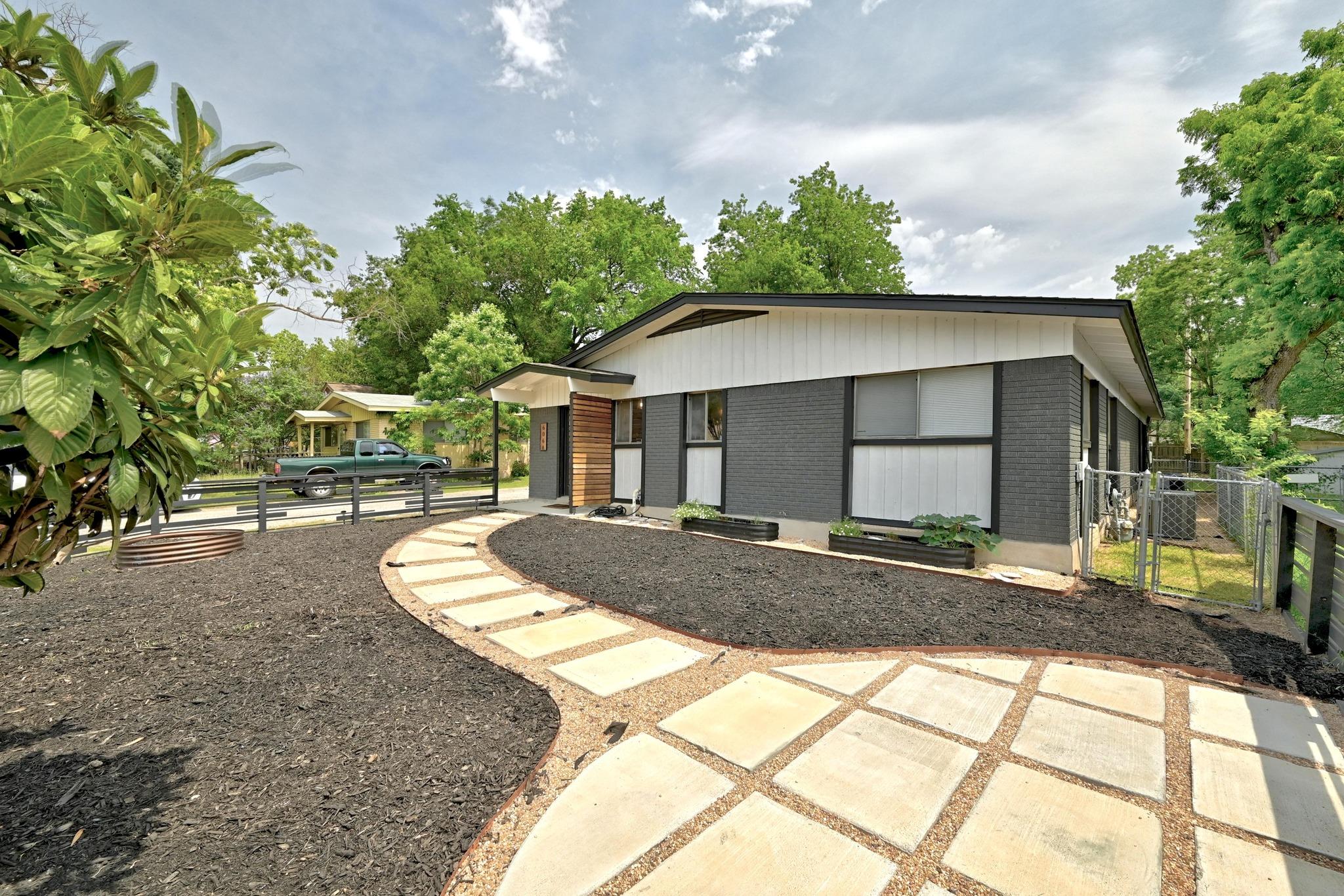 606 W North Loop Blvd, Austin, TX 78751