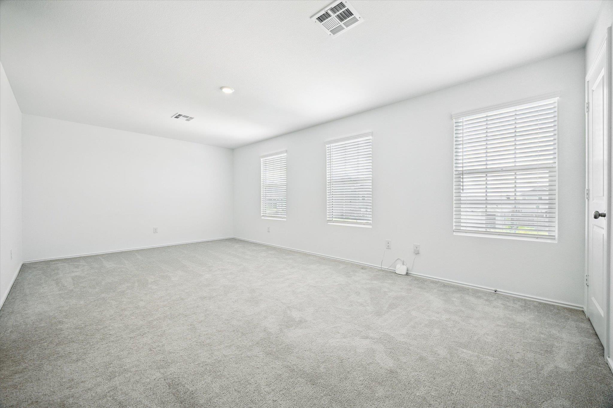 221 Texas Angel Way, Jarrell, TX 76537